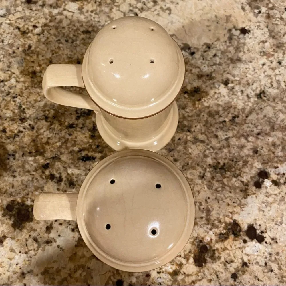 Pfaltzgraff Village Pattern Stove Top Salt Pepper Shaker Set Vintage 1970’s USA